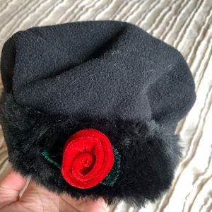 Girls winter hat with red rose 🌹 detail, 3T